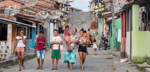 Transforming Our Cities by Addressing Gender Deficit in Land Titles in Brazil