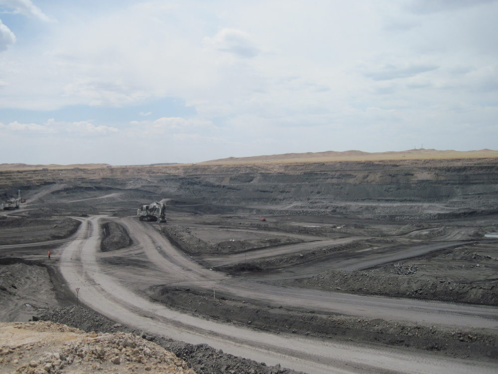 Open coal pit at the UHG mine, photo by Bankwatch, (CC BY-NC-SA 2.0 license